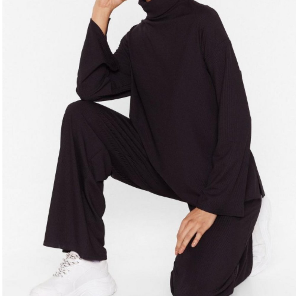 Womens: NastyGal - Top and Wide-Leg Pants Set (4)